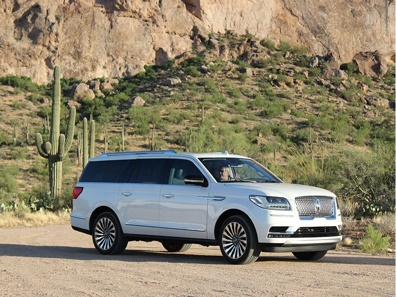 DETOURS luxury SUV