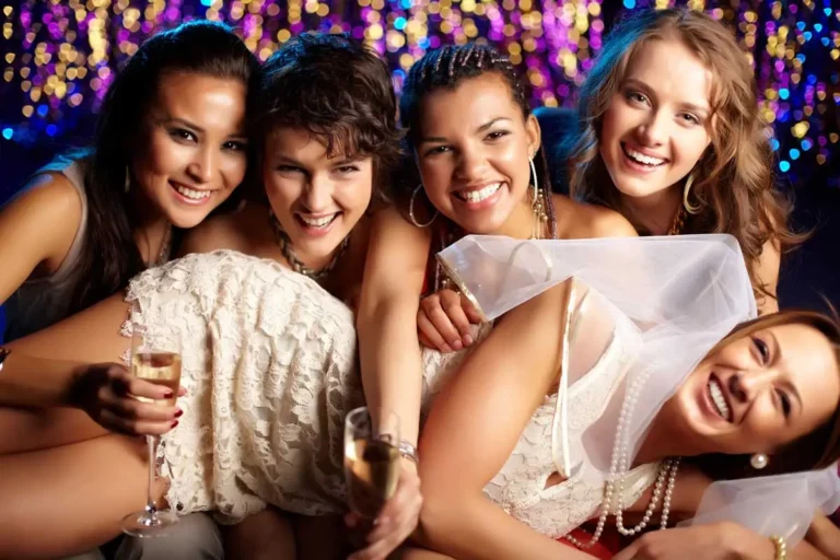 Scottsdale Bachelorette Party Ideas Sedona Day Trip DETOURS Tours